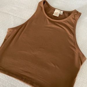 Crop tank